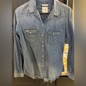 American Eagle Outfitters Blue Button Down Shirt